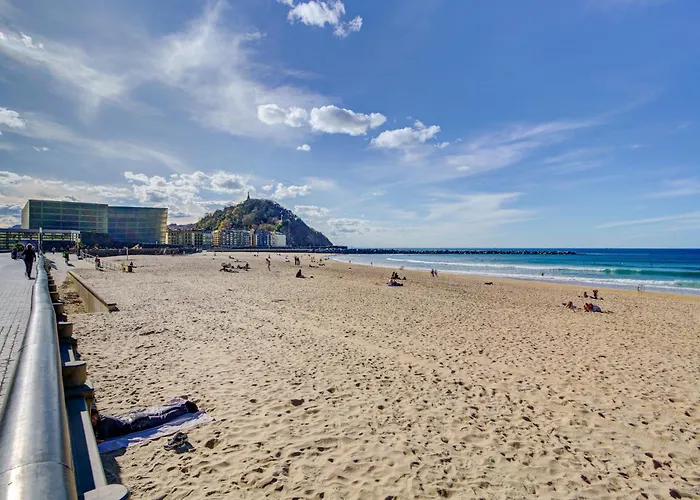 Gros Heaven -prime Location * Сан-Себастьян